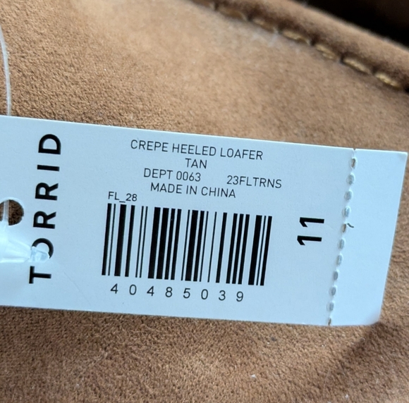 Torrid Crepe Heeled Loafer Tan Size 11 - Picture 8 of 12
